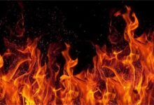 Photo of नोएडा में झुग्गी-बस्ती में लगी भीषण आग, 25 झुग्गियां जलकर हुई खाक