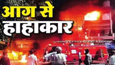 Photo of शिशु देखभाल अस्पताल में आग : विस्फोट के बाद रॉकेट की तरह उड़ रहे थे ऑक्सीजन सिलिंडर