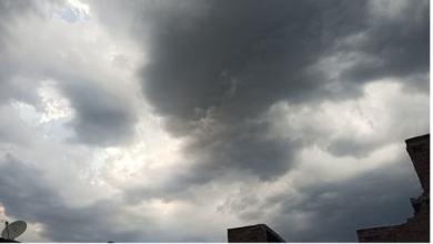 Photo of पंजाब में देर शाम आंधी के साथ बारिश के बाद भी पारा सामान्य से ऊपर