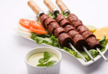 Photo of  बकरीद पर इस रेसिपी से बनाएं मटन सीख कबाब