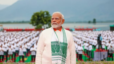 Photo of धरती के स्वर्ग में मोदी ने कहा- अब विश्व पटल पर कश्मीर चिरंजीवी