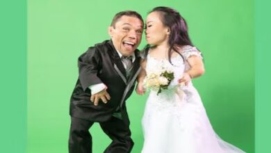 Photo of अजब-गजब जोड़ी! 3 फीट से भी छोटा पति, 1 इंच बड़ी है दुल्हनिया