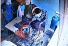 Photo of भोजपुर में अपराधियों का तांडव, पिस्टल दिखाकर CSP कार्यालय में की 1.20 लाख की लूट