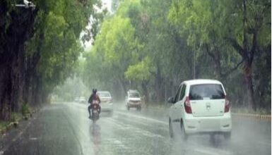 Photo of यूपी में हुई राहत की बारिश; तेज आंधी तूफान ने किया लोगों को परेशान