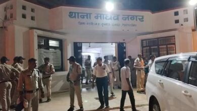 Photo of  खनन कारोबारी का बेटा और उसका साथी कट्टा-कारतूस के साथ पकड़ाया, पुलिस ने केस किया दर्ज