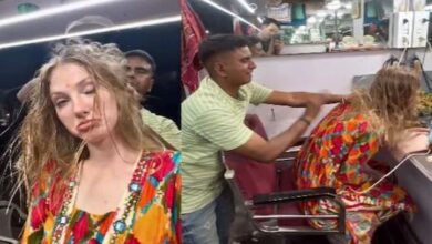 Photo of मुंबई में रशियन लड़की ने करवाया हेड मसाज, नाई ने सिर पर मारा तो लगी चीखने!