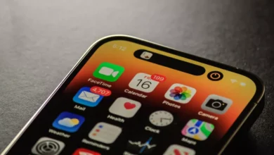Photo of iPhone और Apple Watch में सिंगल हेयरलाइन क्रैक रिपेयर के लिए ढीली करनी होगी जेब