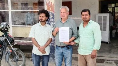 Photo of यूपी: भारत भ्रमण में आए विदेशी पर्यटक और मित्र को होटल कर्मियों ने पीटा