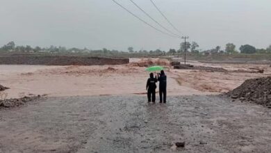 Photo of  गौचर के पास पहाड़ी से गिरा मलबा, दो लोगों की दबने से मौत..