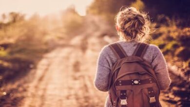 Photo of पहाड़ों में जाकर झोपड़ी में घुसी बीवी, पति ने ड्रोन कैमरे से किया पीछा, सामने आया ऐसा राज़