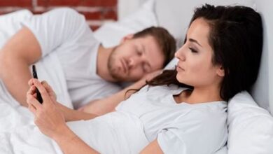 Photo of पति-पत्नी को अलग बिस्तर पर सोने की जरूरत क्यों? जानिए क्या है स्लीप डिवोर्स