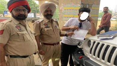 Photo of थार पर हूटर और पुलिस फ्लैशर लगाना पड़ा महंगा