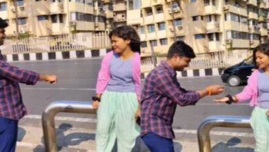 Photo of लड़की के साथ प्रैंक कर रहा था लड़का, वीडियो देख कुछ लोगों ने दी चेतावनी, तो कई ने कहा