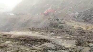 Photo of कुमाऊं मंडल में अभी भी हालात सामान्य नहीं, 83 सड़कें अभी भी बंद