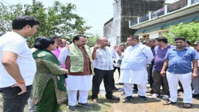 Photo of मंत्री गणेश जोशी ने बाढ़ प्रभावित क्षेत्रों का दौरा कर नुकसान का लिया जायजा