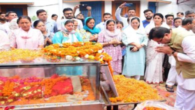 Photo of सीएम धामी ने बीजेपी विधायक शैला रानी रावत को दी श्रद्धांजलि