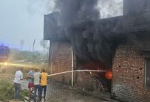 Photo of हरियाणा के पानीपत में भयंकर आग: कपड़े के वेस्ट के गोदाम में लाखों का माल राख