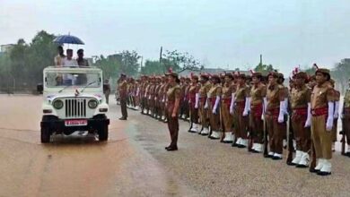 Photo of कैबिनेट मंत्री कन्हैयालाल चौधरी ने बारिश के बीच किया झंडारोहण