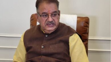 Photo of बंगाल में महिला नर्स के साथ दुष्कर्म मामले में कैबिनेट मंत्री गणेश जोशी का बड़ा बयान