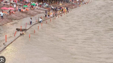 Photo of हरिद्वार में लगातार बारिश के चलते गंगा नदी चेतावनी रेखा से ऊपर