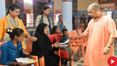 Photo of गोरखपुर : सीएम योगी ने कहा, किसी के साथ अन्याय न हो पाए- इसका खास ध्यान रखें