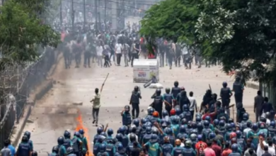 Photo of 300 मौतें… हजारों घायल और देश में अनिश्चितकालीन कर्फ्यू