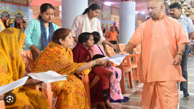 Photo of जनता दर्शन में सीएम योगी ने दिए अधिकारियों को निर्देश