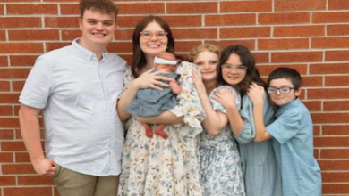 Photo of 24 वर्षीय महिला है 4 बच्चों की मां, बड़ी बेटी है 16 साल की!