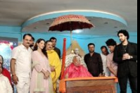 Photo of विवादों के बीच रामभद्राचार्य ने लॉन्च किया “द डायरी ऑफ वेस्ट बंगाल” 