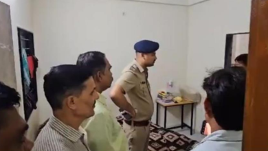 Photo of इंदौर में अचानक 21 हॉस्टलों में पहुंचकर पुलिस ने चलाया चेकिंग अभियान