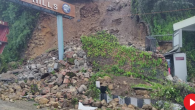 Photo of  आज भी कई जिलों में भारी बारिश की चेतावनी, देहरादून-मसूरी मार्ग पर कई जगह भूस्खलन