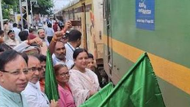 Photo of बिहार: श्रद्धालुओं के लिए खुशखबरी… भारत गौरव ट्रेन का हुआ शुभारंभ