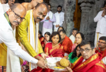 Photo of लड्डू विवाद के बीच तिरुमाला मंदिर पहुंचे CJI चंद्रचूड़