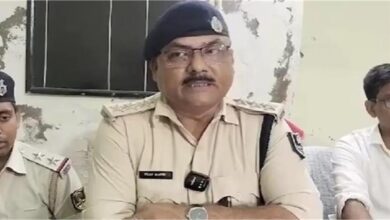 Photo of कोचिंग सेंटर से लौट रही छात्रा के साथ बदमाशों ने की छेड़छाड़ व बदसलूकी