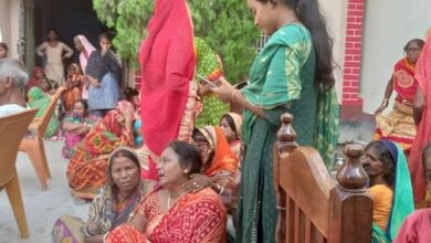 Photo of आठ दिन बाद तालाब से मिली महिला की लाश, सुबह घर निकली थी, वापस नहीं लौटी