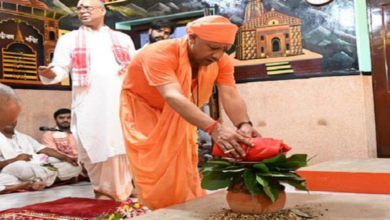 Photo of गोरखनाथ मंदिर के शक्तिपीठ में सीएम योगी ने की कलश स्थापना