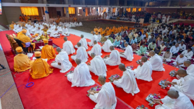 Photo of अक्षरधाम मंदिर में हुआ 37 सुशिक्षित युवा पार्षदों का भगवती दीक्षा समारोह