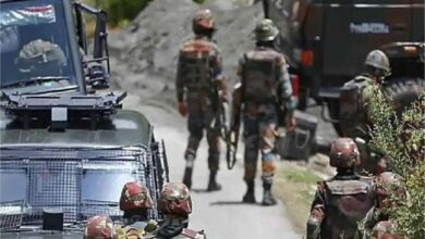 Photo of J&K: LOC के पास सेना की गाड़ी पर आतंकी हमला, 2 जवान शहीद