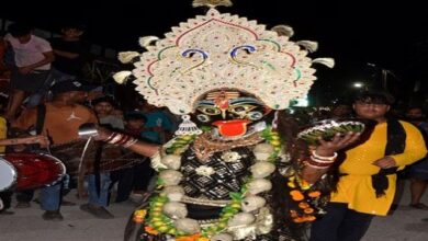 Photo of धूमधाम से निकली मां काली शोभायात्रा, डीजे पर बजे भजन, झूमते रहे भक्तजन