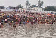 Photo of बिहार: कार्तिक पूर्णिमा के अवसर पर श्रद्धालुओं ने गंगा में लगाई आस्था की डुबकी