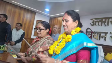 Photo of देहरादून: नवनिर्वाचित विधायक आशा नौटियाल को स्पीकर ने दिलाई पद और गोपनीयता की शपथ