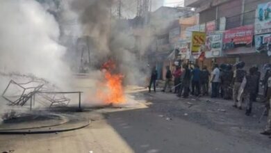 Photo of महाराष्ट्र: संविधान के अपमान पर परभणी शहर में भड़की हिंसा, कई जगह तोड़फोड़