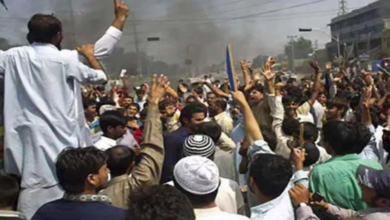 Photo of पाकिस्तान में थम नहीं रही शिया-सुन्नी के बीच हिंसा, 130 से ज्यादा की मौत