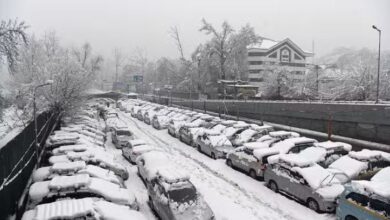 Photo of नए साल पर भारी बर्फबारी की संभावना, लेह से भी ठंडा गुलमर्ग