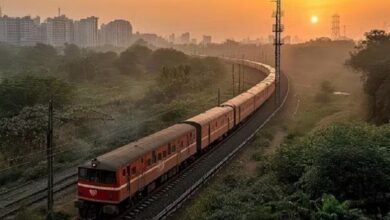 Photo of रेलवे के इतिहास में एक नया अध्याय, कटड़ा-बनिहाल ट्रैक पर हाई-स्पीड परीक्षण सफल