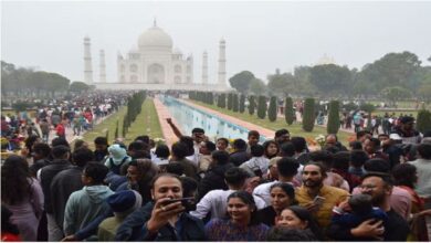 Photo of यूपी: ताज में लहराया कोरिया की यूनिवर्सिटी का बैनर