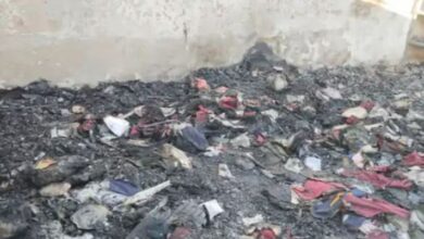 Photo of कपड़ों के शोरूम में लगी भीषण आग से लाखों का नुकसान