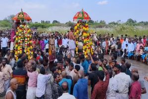 Photo of खेतों में उगाई गई सब्जियों को लूटकर पूजा…जानिए क्यों अनोखा होता है थाईपुसम उत्सव