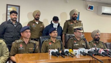 Photo of  तरनतारन पुलिस ने अंतरराष्ट्रीय ड्रग माफिया को किया गिरफ्तार, FBI का वांटेड है भिंडर