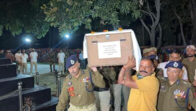 Photo of जम्मू-कश्मीर: लापता जवान भी बलिदान, परिवार करता रहा सकुशल लौटने का इंतजार